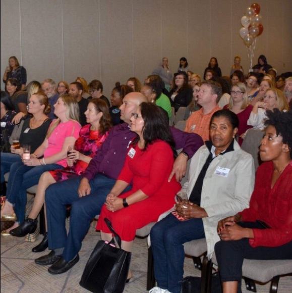 Meet your Posher, Brenda - Picture 3 of 3